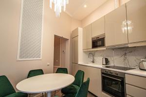 3BDR Elegance Deco Downtown Flat