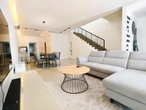 HM Residence III 3km to Setia City Convention - سيتيا عالم