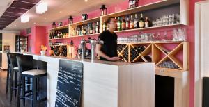 Hotels Kyriad Tours Sud - Chambray Les Tours : photos des chambres