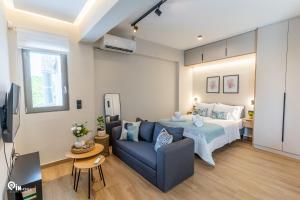 Athena & Phevos - Seaside View Luxury Studio in Nea Makri