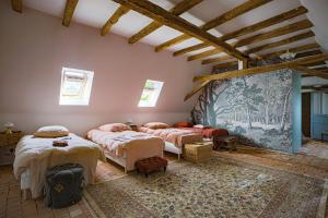 Maisons d'hotes Chambres d'hotes La Massonniere avec grand jardin - ideal familles, groupes et sejour nature - Sarthe : photos des chambres