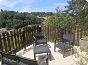 Chambre meublée avec vue panoramique à Périgueux - La Garde