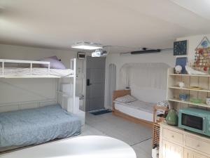 Căn Hộ 1 Phòng Ngủ (One-Bedroom Apartment)