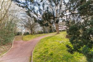 Appartements Bel Espace, Paris-saclay, Visite Famille Business : photos des chambres