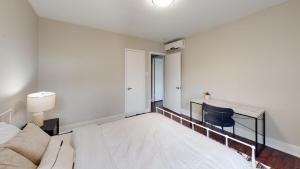 Avenue B152 Perfect 2br! Pool Parking Gym