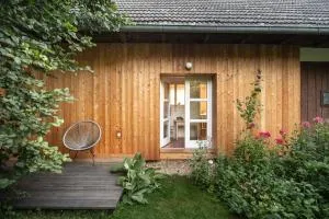 Venkovská chalupa s přírodní zahradou - Setuň