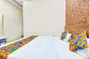 FabHotel Raghumani Palace