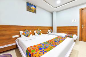 FabHotel Raghumani Palace