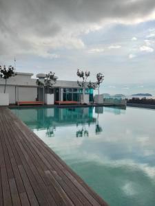 EM Homestay Sutera Avenue