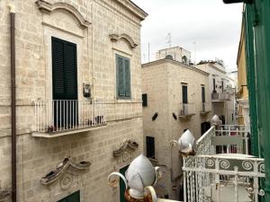 ROUTE 64 MONOPOLI - EAST - Historic Center
