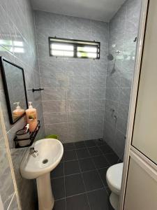 Z&Z Gong Badak Homestay