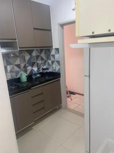 Poucos passos do mar na Praia da Costa