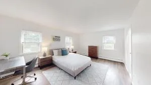 Pb 1112 Furnished 2br With Parking, Gym, - 米德尔敦