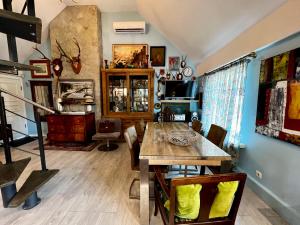 Jomas 62-Teatra - 3hvězdičkové hotely ve městě Jūrmala