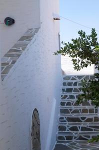 Pyrgis Studios Paros Greece