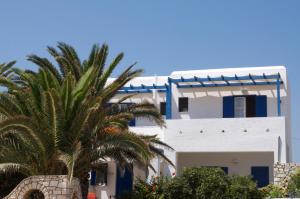 Pyrgis Studios Paros Greece