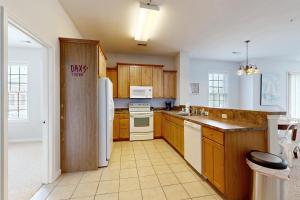 Village of Five Points --- 33322 E Chesapeake St UNIT 46