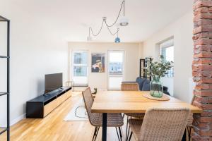 Krowodrza 2-Bedroom Apartment by BookingHost