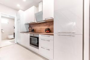 NEW !!! ROSSA Studio Apartment