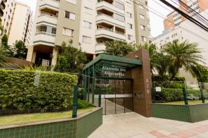 Conforto a poucos passos da Beiramar Norte P1925