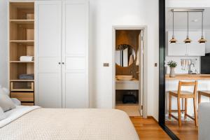 Title Halo Tenderness Naiyang Pool View Gym