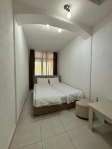 SiS 2 Bedroom 2 Bath with free parking in Ohrid