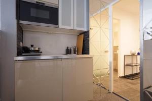 Next to Danube Canal, 5 min to city center with Metro