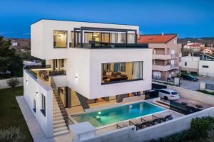 Luxus Villa Nerra in Medulin mit Meerblick