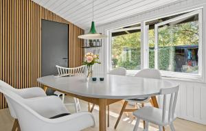 2 Bedroom Cozy Home In Sydals