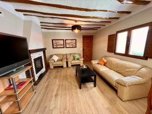 Casa AMARILLA 3 RAPIA