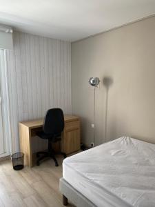 Calme et confort -chambre privée sej cuis SdB Sde 2wc sép parking