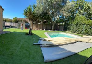 Maisons de vacances Studio jacuzzi a l-abri des vents : photos des chambres