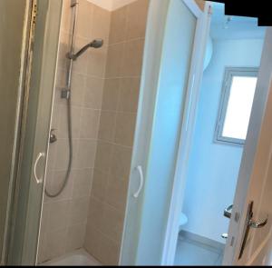 Maisons de vacances Studio jacuzzi a l-abri des vents : photos des chambres