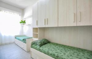 Gorgeous Apartment In Lido Di Camaiore