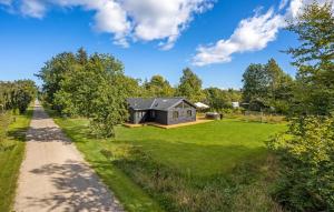 Cozy Home In Ørsted With Sauna - 4hvězdičkové hotely ve městě Ørsted