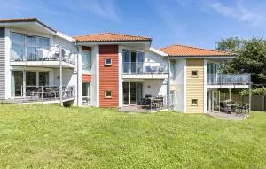 2 Bedroom Cozy Apartment In Gudhjem - Østermarie