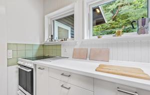 3 Bedroom Nice Home In Liseleje