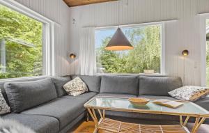 3 Bedroom Nice Home In Liseleje