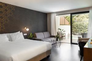 Deluxe Suite with Private Pool room in Azur Hotel