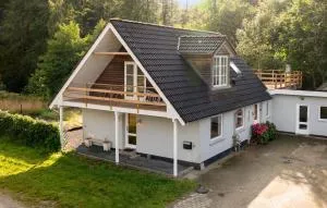 3 Bedroom Nice Home In Børkop - Vejle