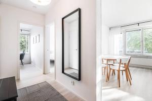 Cosy flat with good transport connections and Free parking