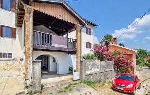 Lovely Apartment In Pobri With Wifi