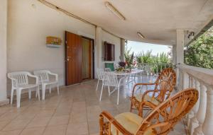 Awesome Home In Assoro With Wifi