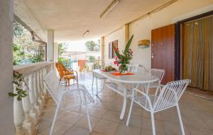 Awesome Home In Assoro With Wifi