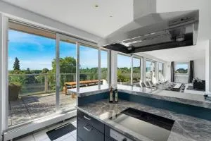 Exklusives Penthouse Japandi 232QM, Whirlpool , 25min bis Düsseldorf Messe - Jüchen