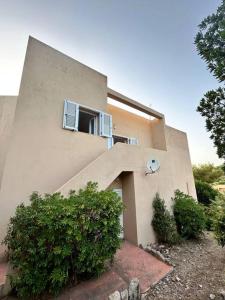 Holiday house with balcony, Costa Paradiso