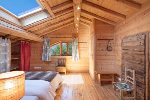 Chalets Chalet L-Orcieres, Spa Prive et Charme Montagnard : photos des chambres