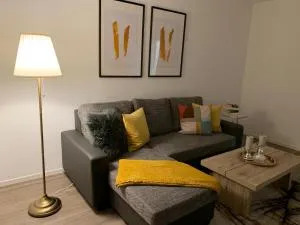 Meri Boarding GmbH, ganzes Apartment - Asel