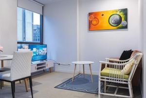 Relaxing 1br1ba Apartment In Melbourne Cbd Pool