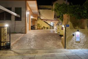 Cozy Sofita In Chios Island